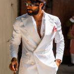 Traje blanco cruzado